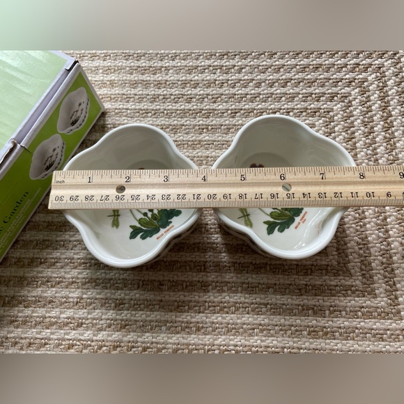 Portmeirion Botanic Garden Scalloped Ramekins - Picture 8 of 13